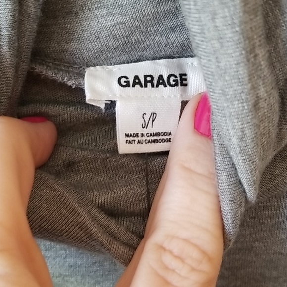 NWT Garage turtleneck tunic tank slits gray small - Picture 2 of 6